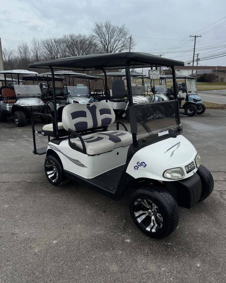 Selling Fast RXV 48V Electric Golf Cart With Newer Batteries Available For Sale