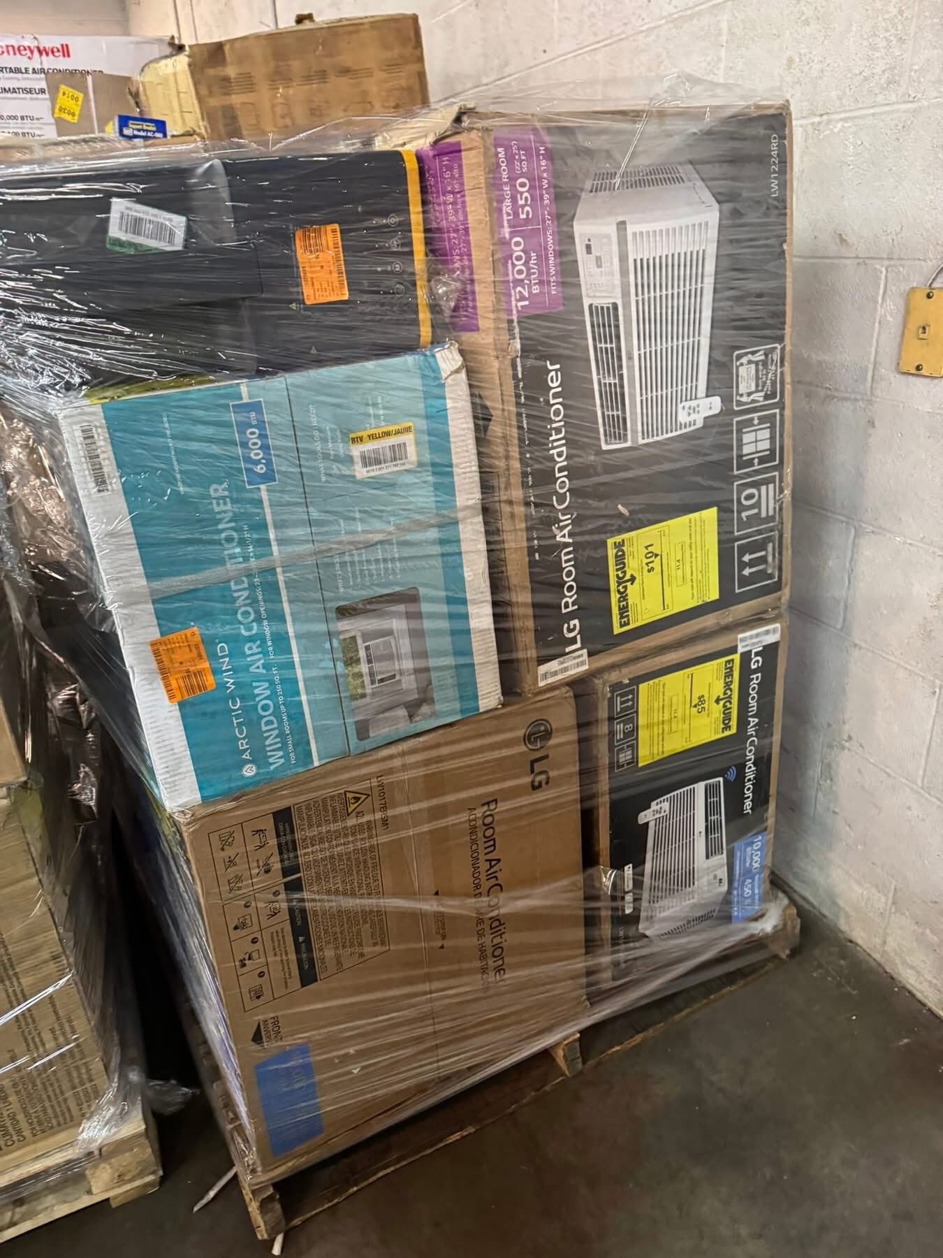Working Perfectly A/C pallets For Sale In Discount Price