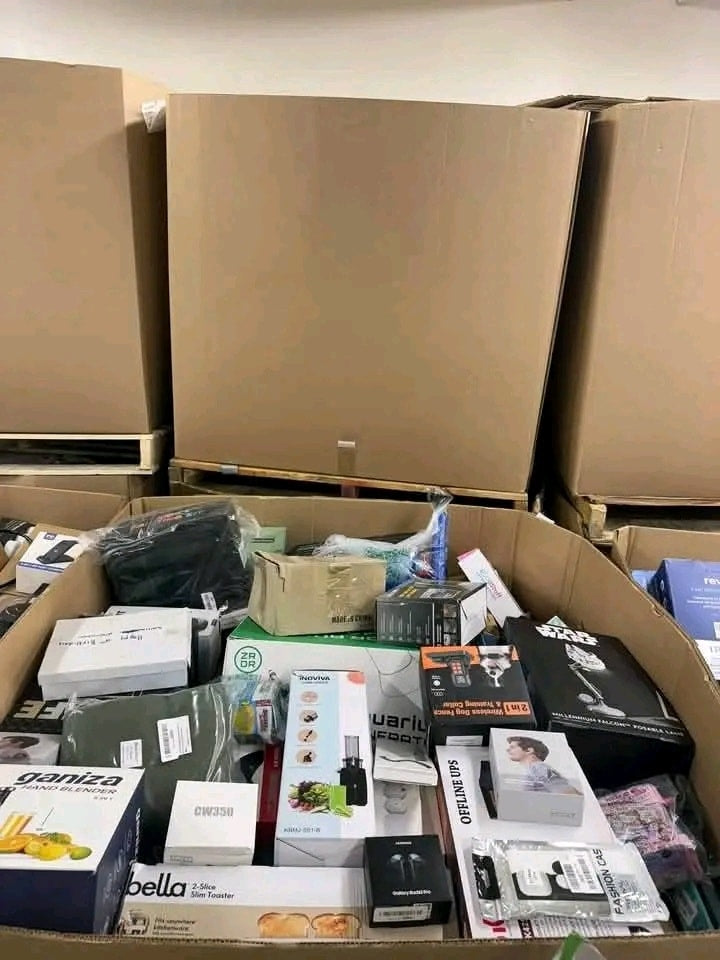 Amazon Load Truck Clean Load Available For Sale