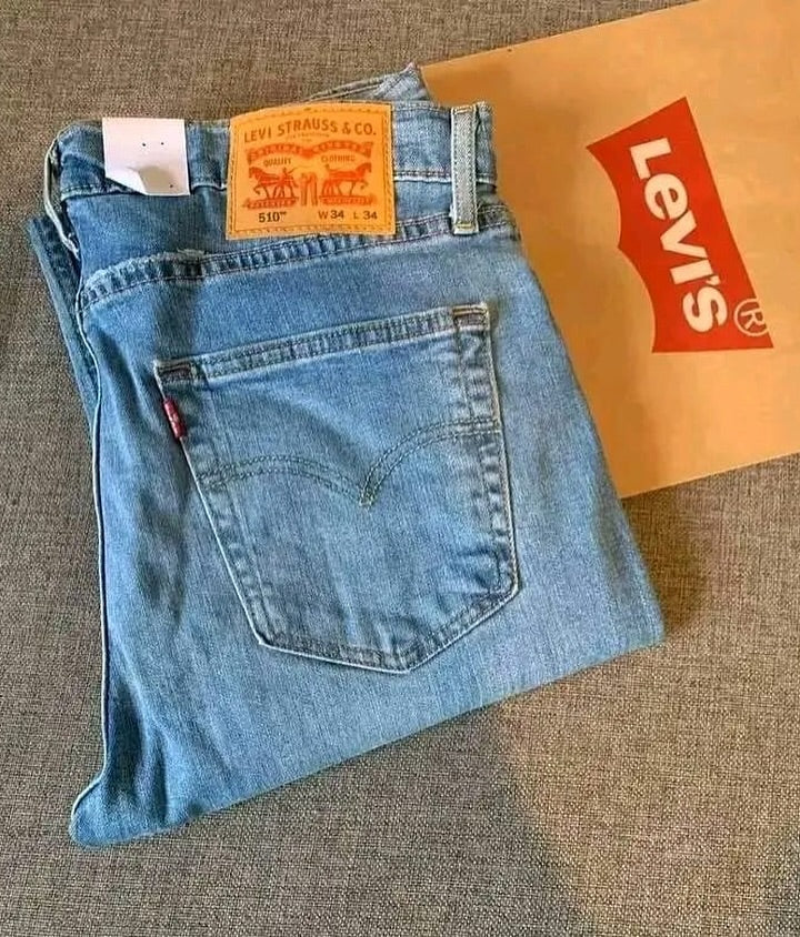 Pallet Of Authentic Levi’s Jeans Available For Sale