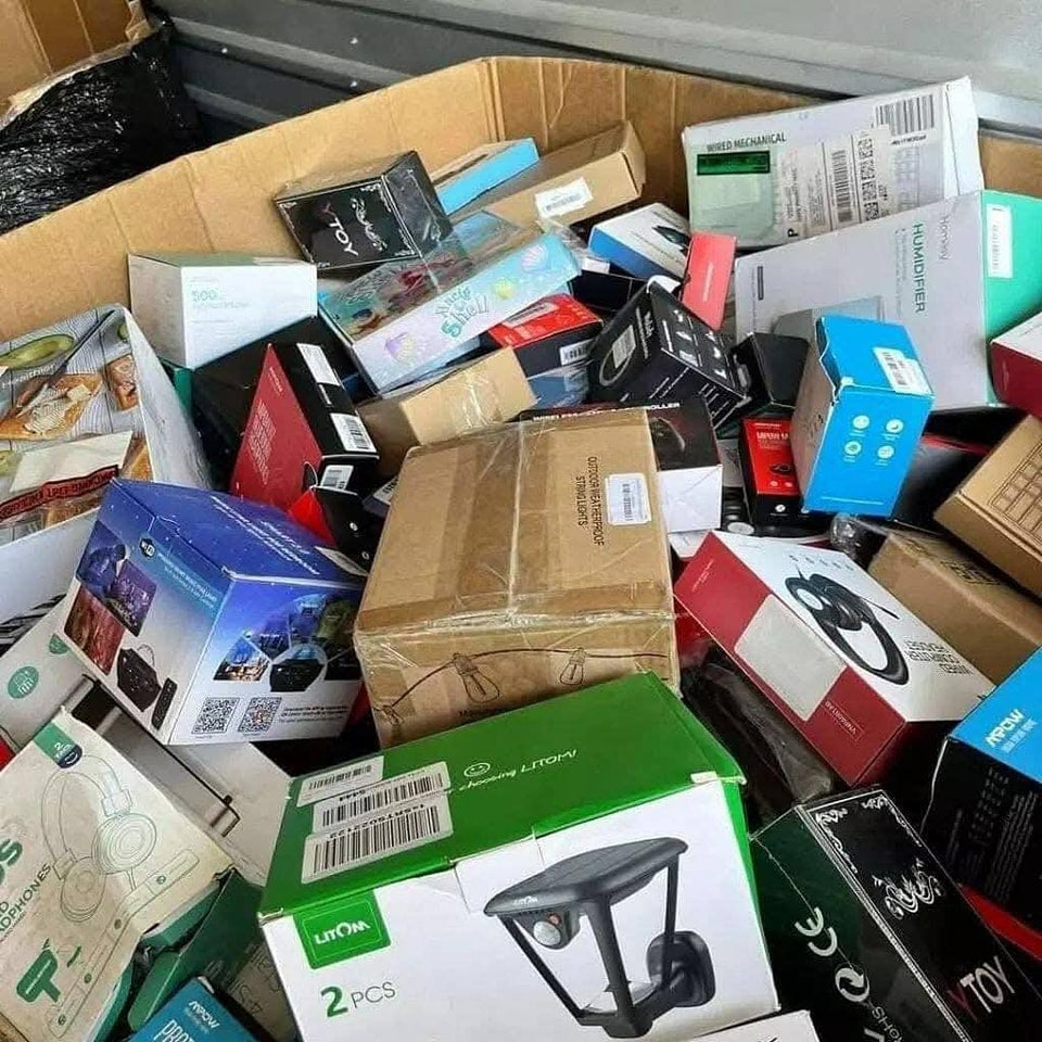 Fully Stocked  Mixed Gadgets Pallets Available For Sale