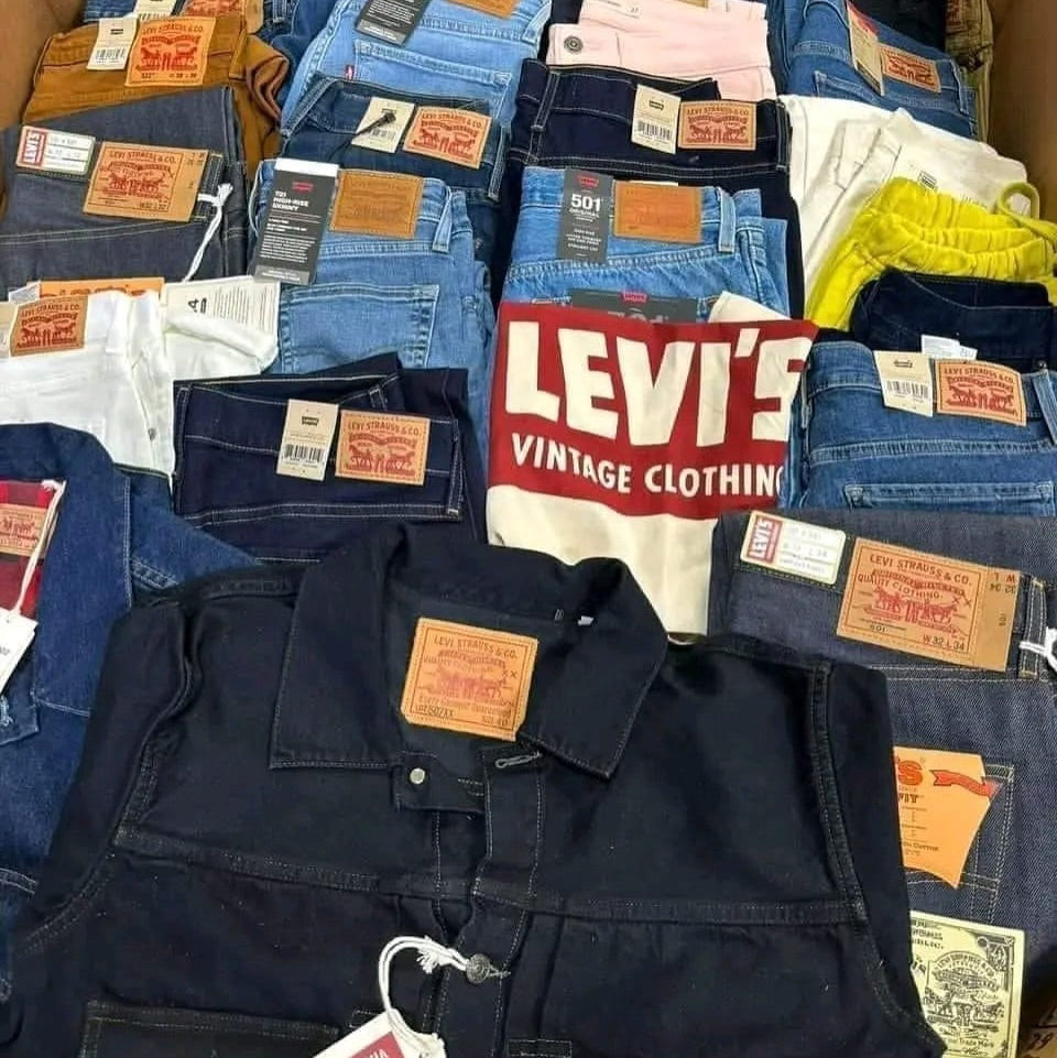 Pallet Of Authentic Levi’s Jeans Available For Sale