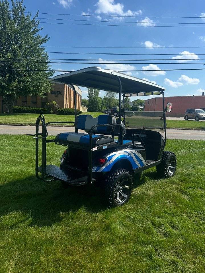 Smooth Performance And Durability 48V Electric Golf Cart Available For Sale