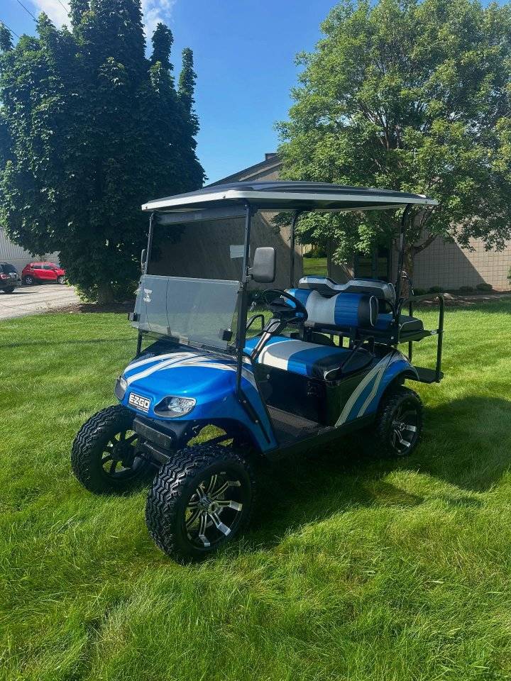 Smooth Performance And Durability 48V Electric Golf Cart Available For Sale