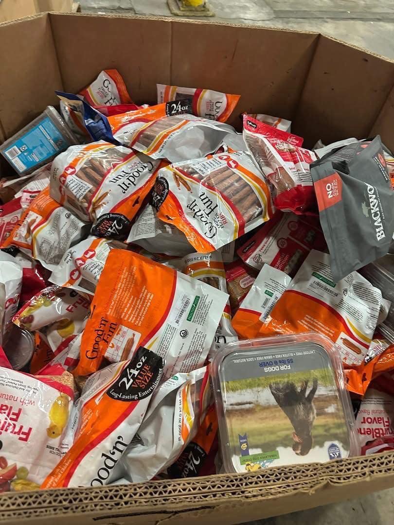 Amazing Deal Mixed Cat & Dog Food Available For Sale