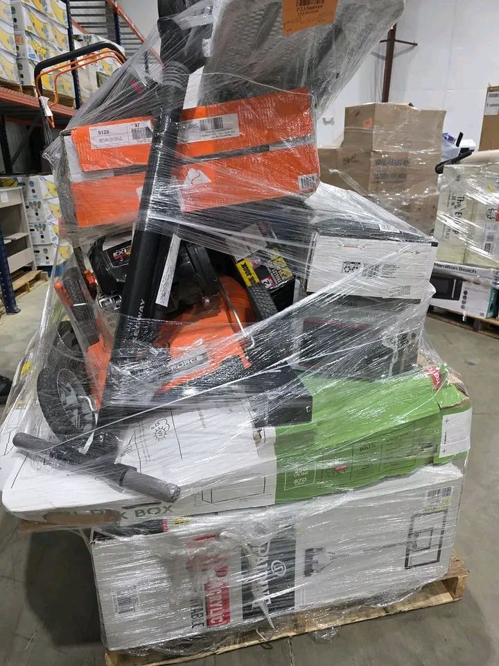 Return pallets packed with essential home, kitchen, and gardening tools
