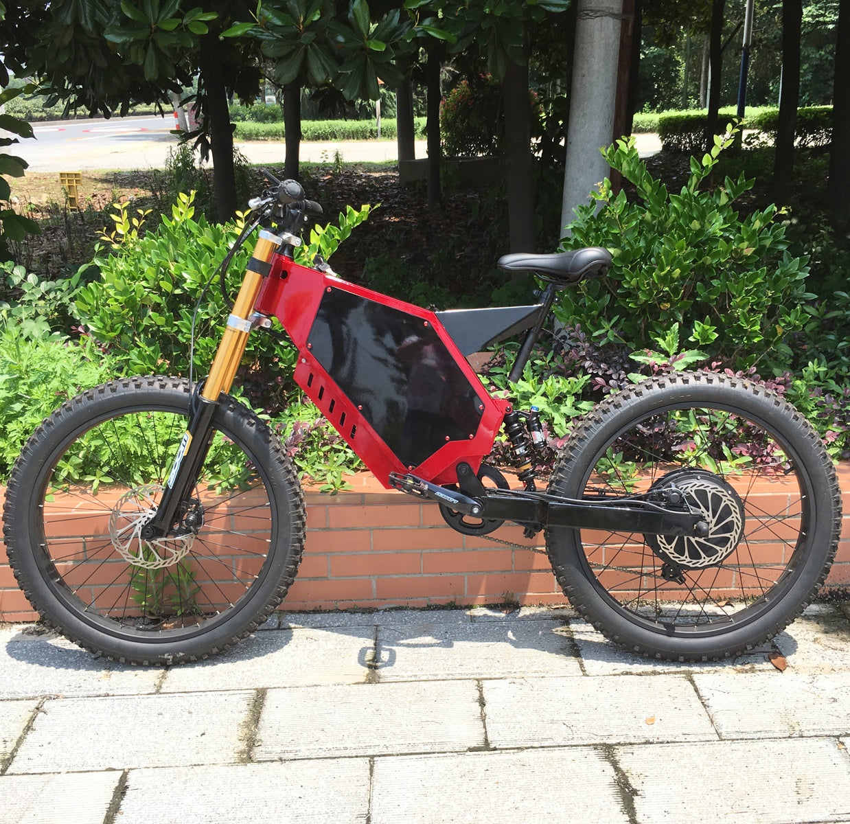 Ready to Ship 72v5000w8000w Electric Motorcycle Big 26-40ah Battery Adult Electric Bike