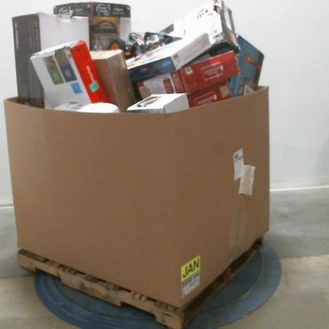 Discover full Returned pallets of mobile phones, computer, and video gaming accessories